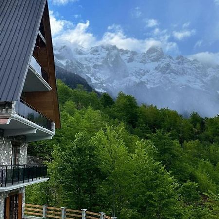 Valter & Drita'S Guesthouse Theth Bagian luar foto